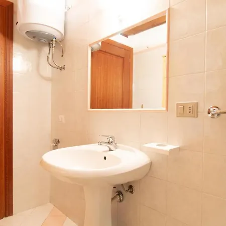 Welcomely - Arriora Apartment *