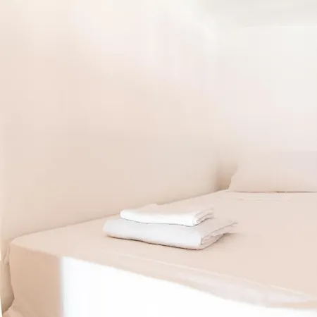 Welcomely - Arriora Apartment *